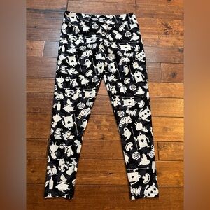 LuLaRoe Rare Alice In Wonderland leggings T2 plus